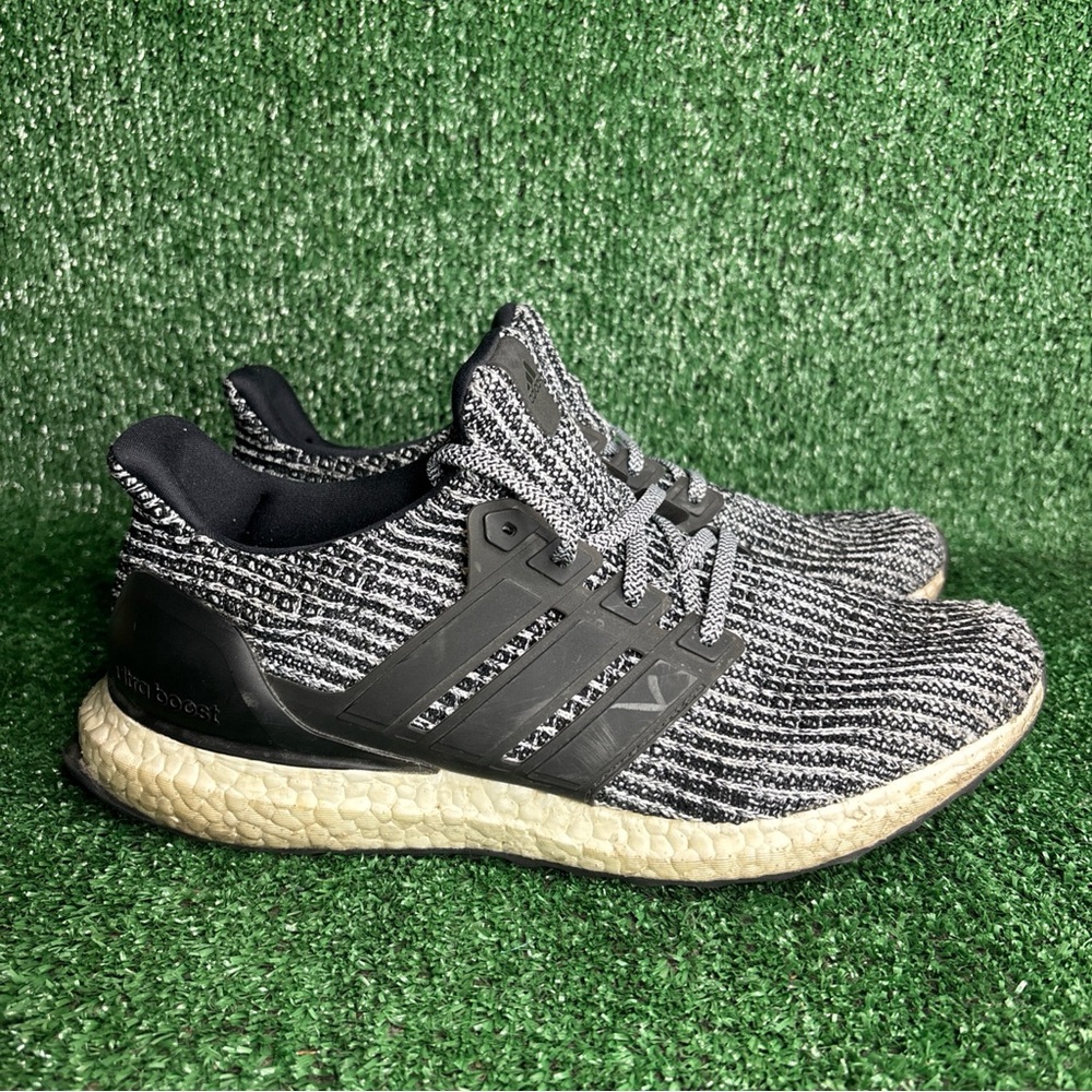 Adidas UltraBoost 4.0 BB6179 Men's 9 Shoes Black Cookies & Cream 2.0 Sneakers
